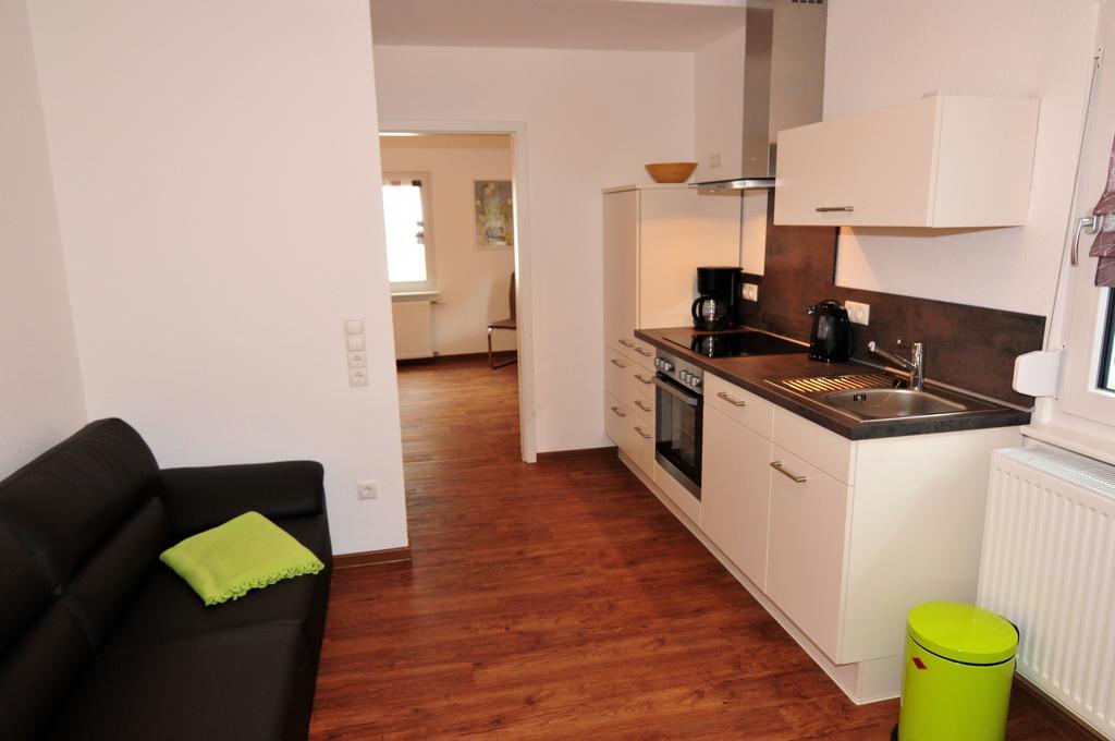 Fewo Samanta Schmider- Auch Kurzfristig Ep Karten Garantiert! Apartman Rust Szoba fotó